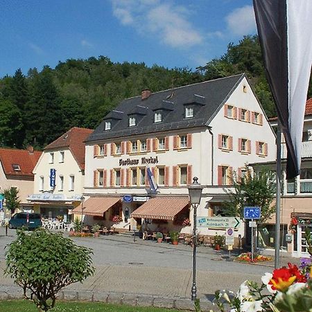 Gasthaus Merkel Hotel Бад Бернек им Фихтелгебирге Екстериор снимка