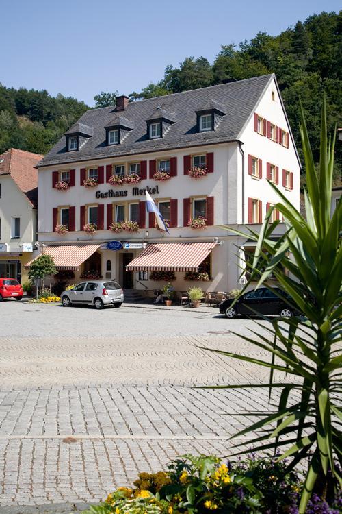 Gasthaus Merkel Hotel Бад Бернек им Фихтелгебирге Екстериор снимка