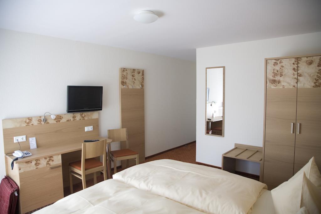 Gasthaus Merkel Hotel Бад Бернек им Фихтелгебирге Стая снимка