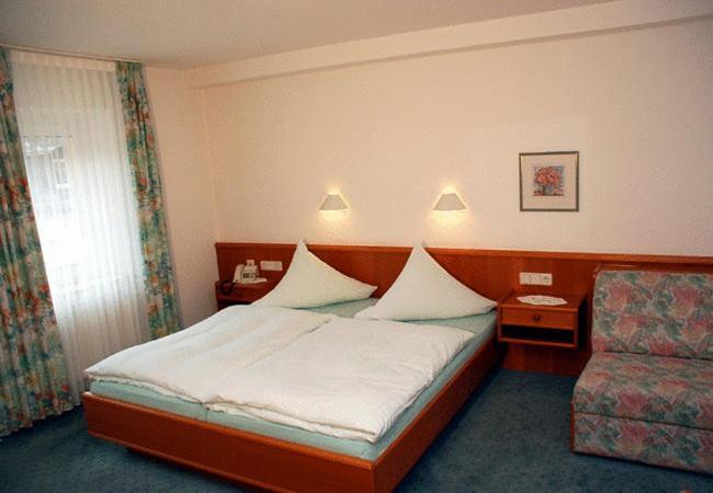 Gasthaus Merkel Hotel Бад Бернек им Фихтелгебирге Стая снимка